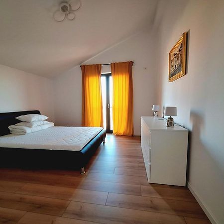 Dalia One Villa Balotesti Luaran gambar